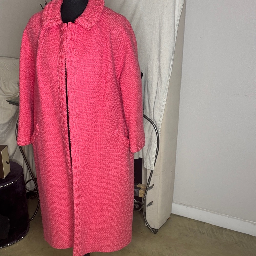 Elegant Pink Women's Coat